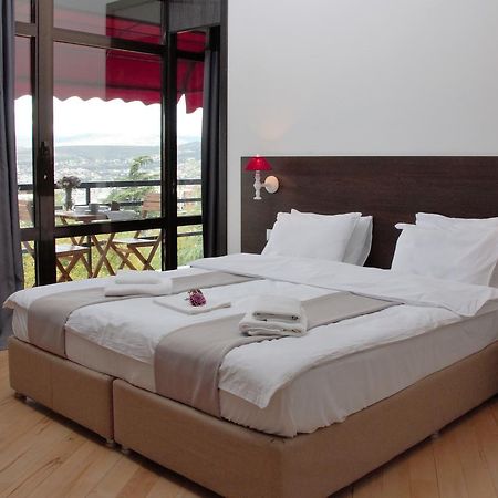 Vera View Hotel Tbilisi Bagian luar foto