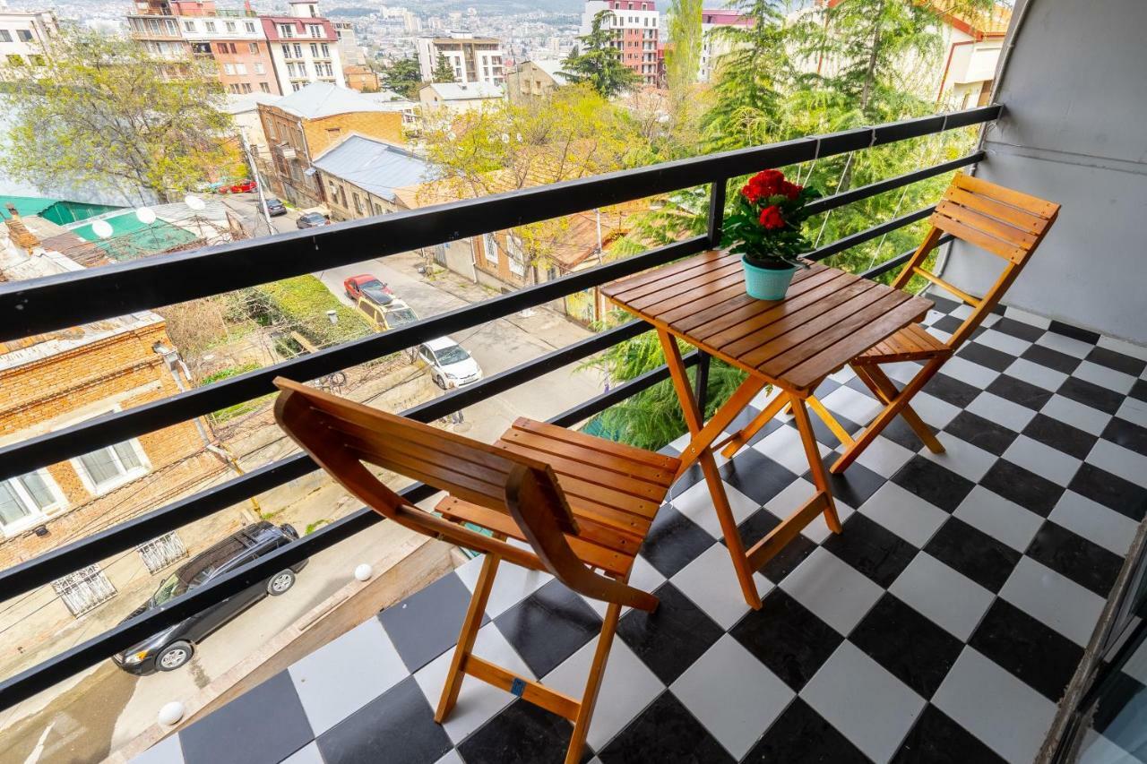 Vera View Hotel Tbilisi Bagian luar foto