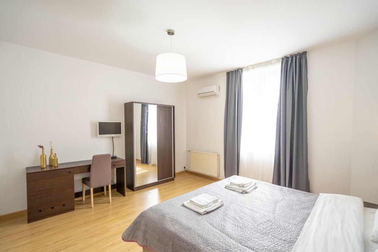 Vera View Hotel Tbilisi Bagian luar foto