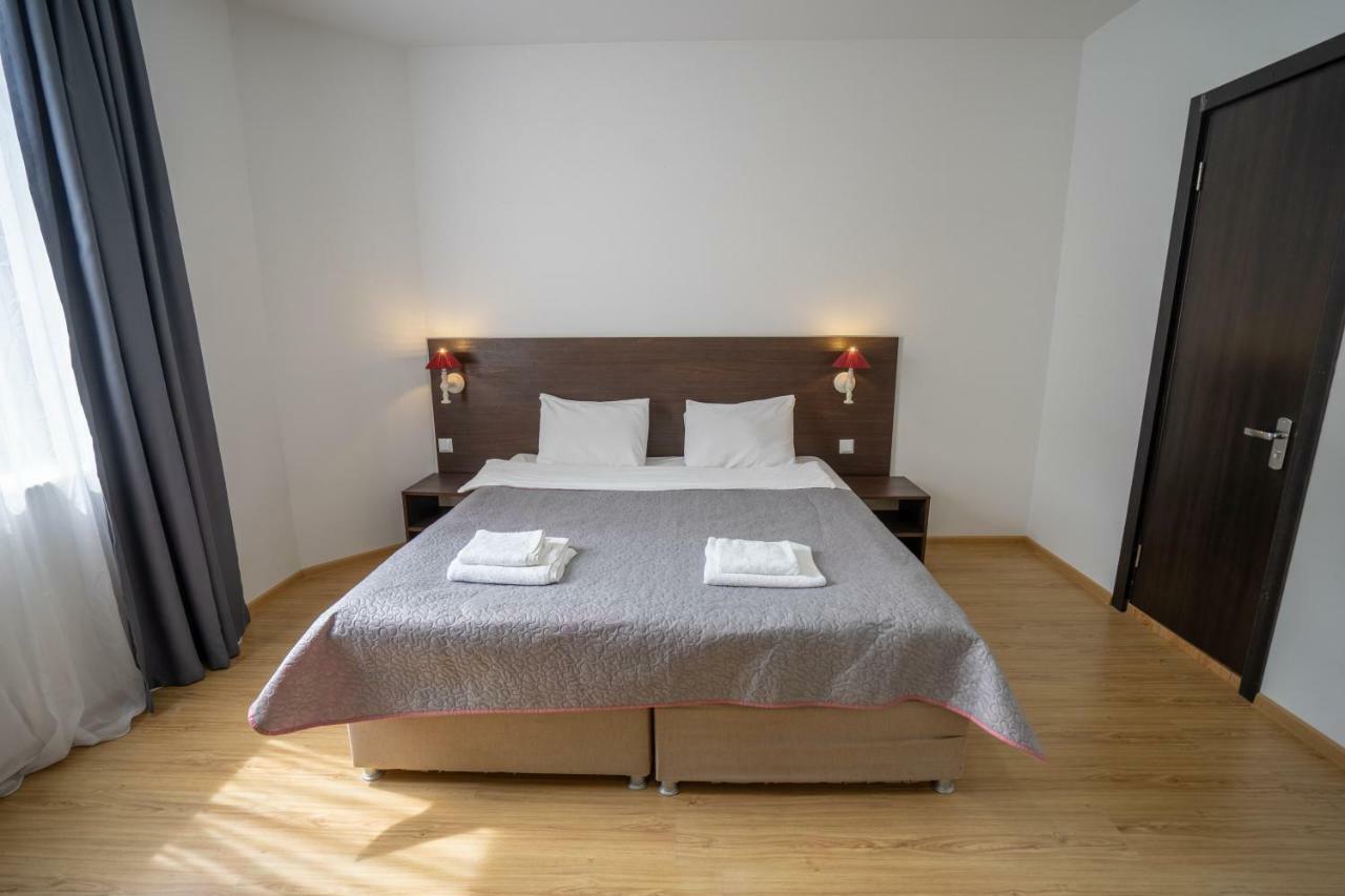 Vera View Hotel Tbilisi Bagian luar foto