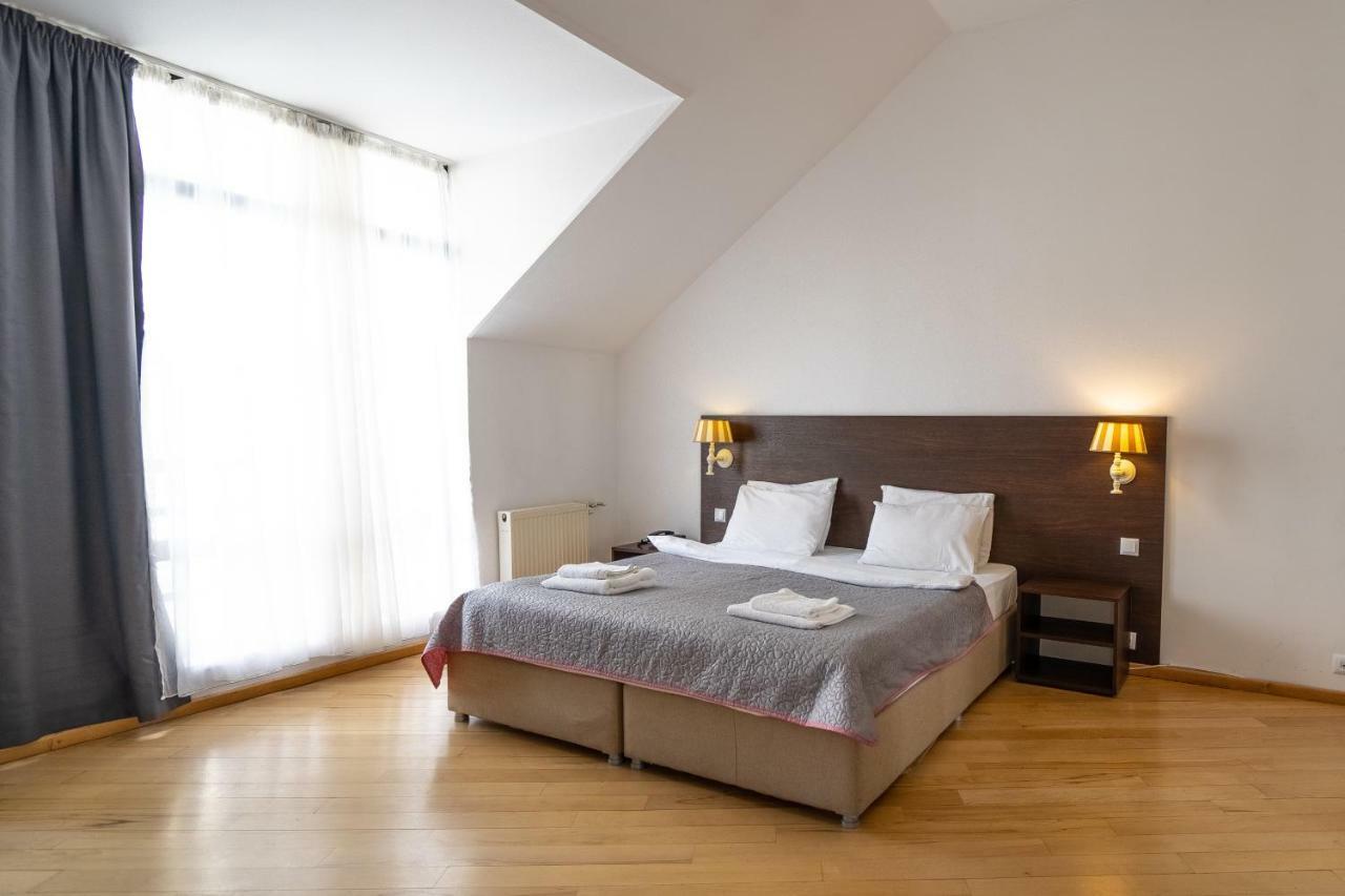 Vera View Hotel Tbilisi Bagian luar foto