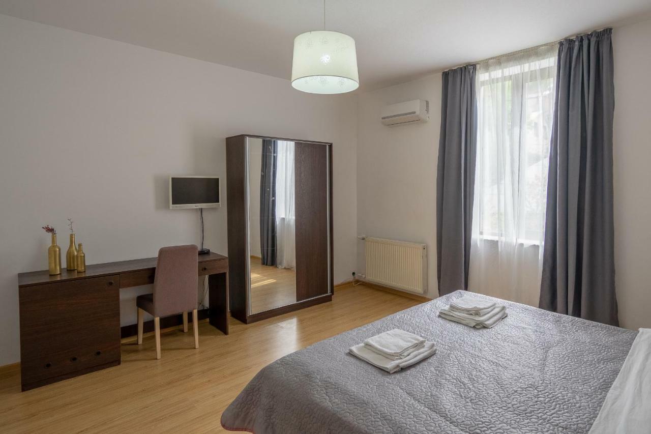 Vera View Hotel Tbilisi Bagian luar foto