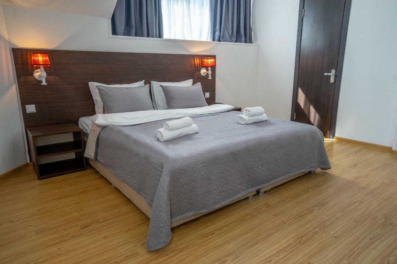 Vera View Hotel Tbilisi Bagian luar foto